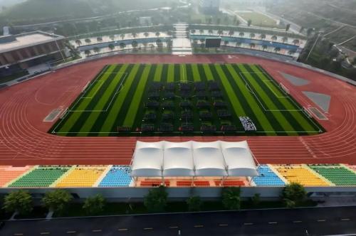 迷彩淬炼启新程,青春报国正当时——宜宾医药健康职业学院2025级新生军训动员大会